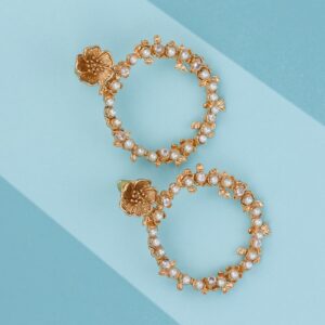 Orecchini ghirlanda di roselline con perle e zirconi