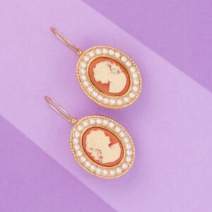 Orecchini con Cammeo Rosa e Perle
