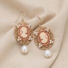 Orecchini in stile Liberty con Cammeo Rosa e Perle
