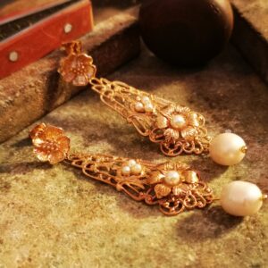 Orecchini in stile Liberty con Perle