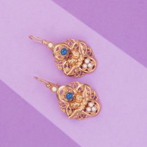 Orecchini in stile Barocco con angioletto