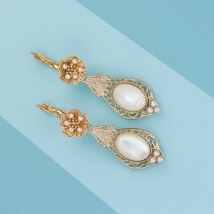 Orecchini in stile Liberty